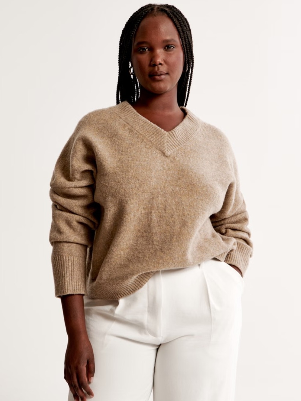 Abercrombie & Fitch Cozy V-Neck Sweater in Taupe